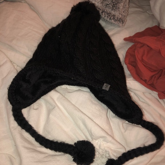 The North Face Accessories - Northface Pom Pom winter hat